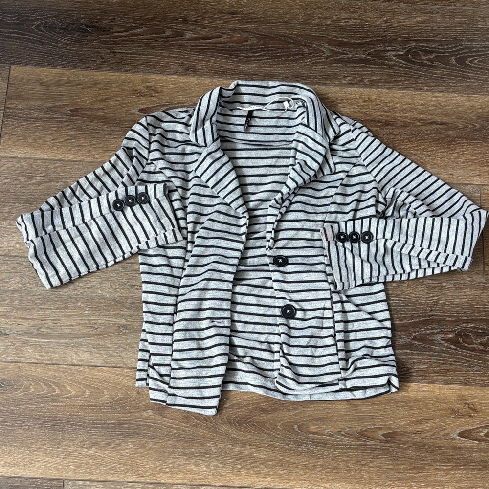 Chic Striped Blazer
